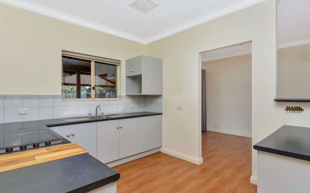 2 Pratt Road, WASLEYS, SA 5400 AUS