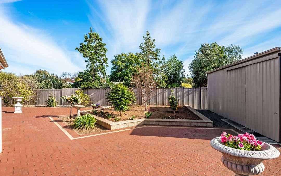 24 Settlers Grove, TANUNDA, SA 5352 AUS