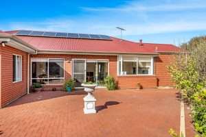 24 Settlers Grove, TANUNDA, SA 5352 AUS