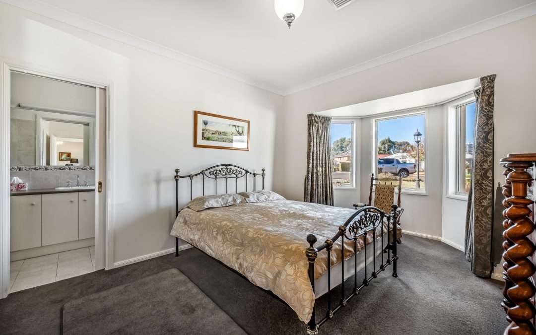 24 Settlers Grove, TANUNDA, SA 5352 AUS