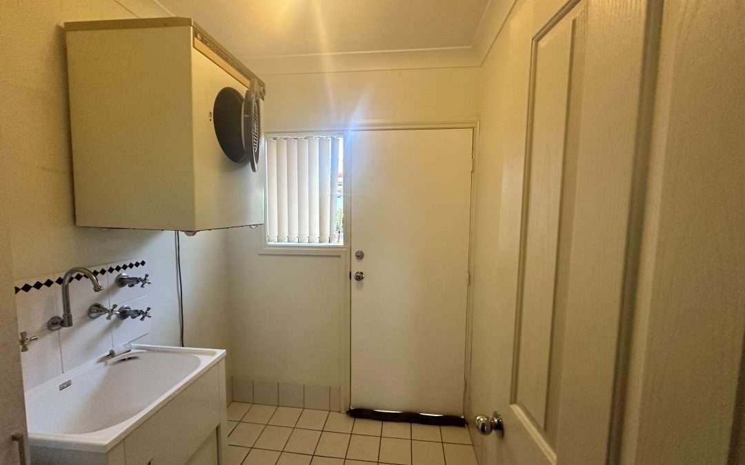3 Francis Street East, NURIOOTPA, SA 5355 AUS