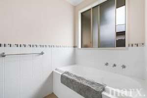 1 Kaesler Drive, NURIOOTPA, SA 5355 AUS