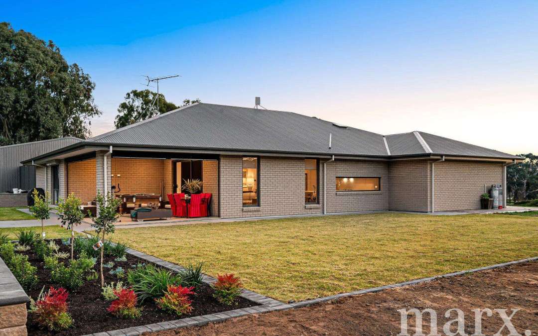 51 Victoria Terrace, WILLIAMSTOWN, SA 5351 AUS