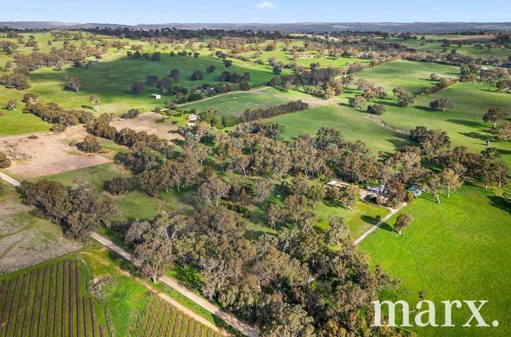 74 Heggies Boundary Road, FLAXMAN VALLEY, SA 5235 AUS