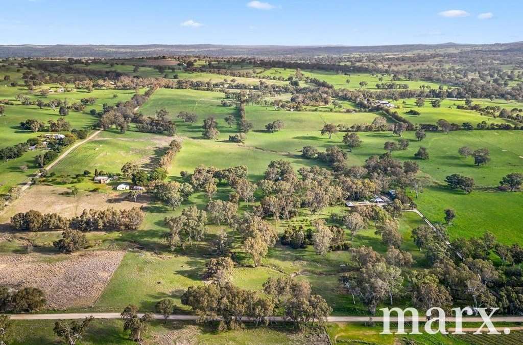 74 Heggies Boundary Road, FLAXMAN VALLEY, SA 5235 AUS