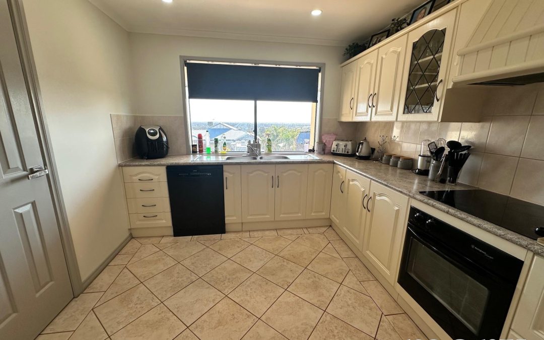 21 Modra Circuit, HILLBANK, SA 5112 AUS