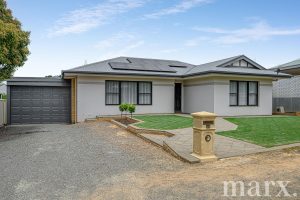 15 Gramp Avenue, ANGASTON, SA 5353 AUS