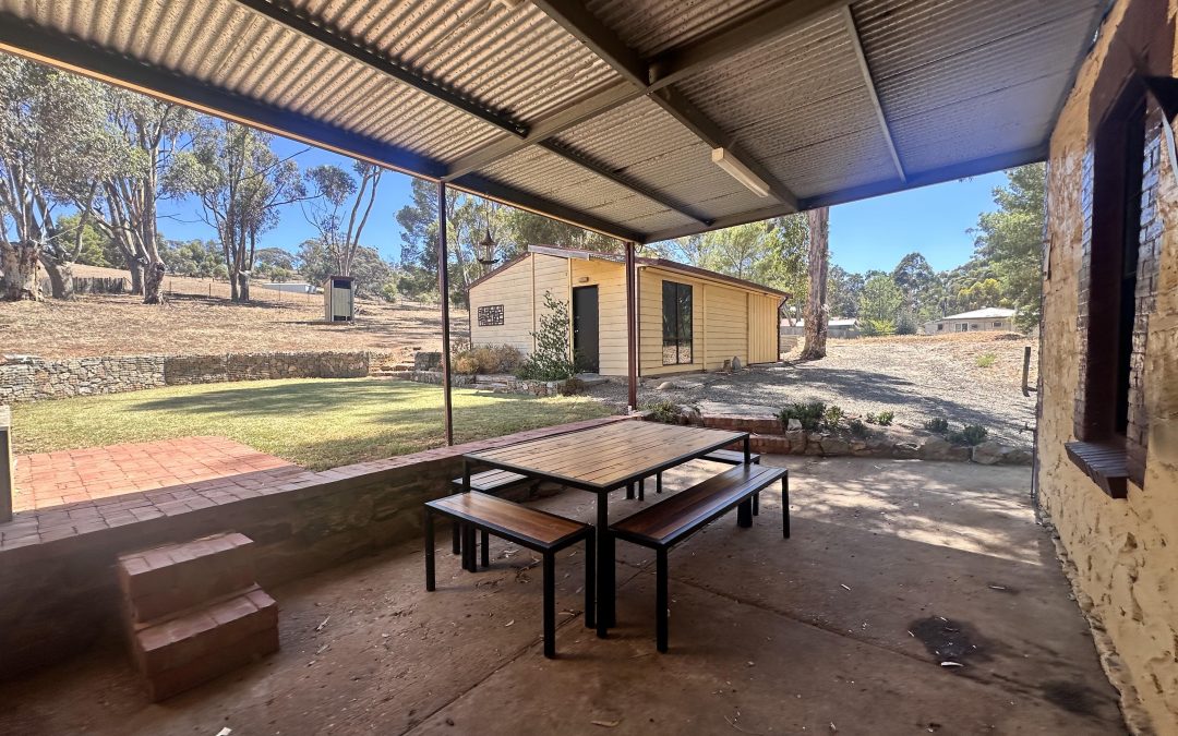 13 Old Sturt Highway, DAVEYSTON, SA 5355 AUS