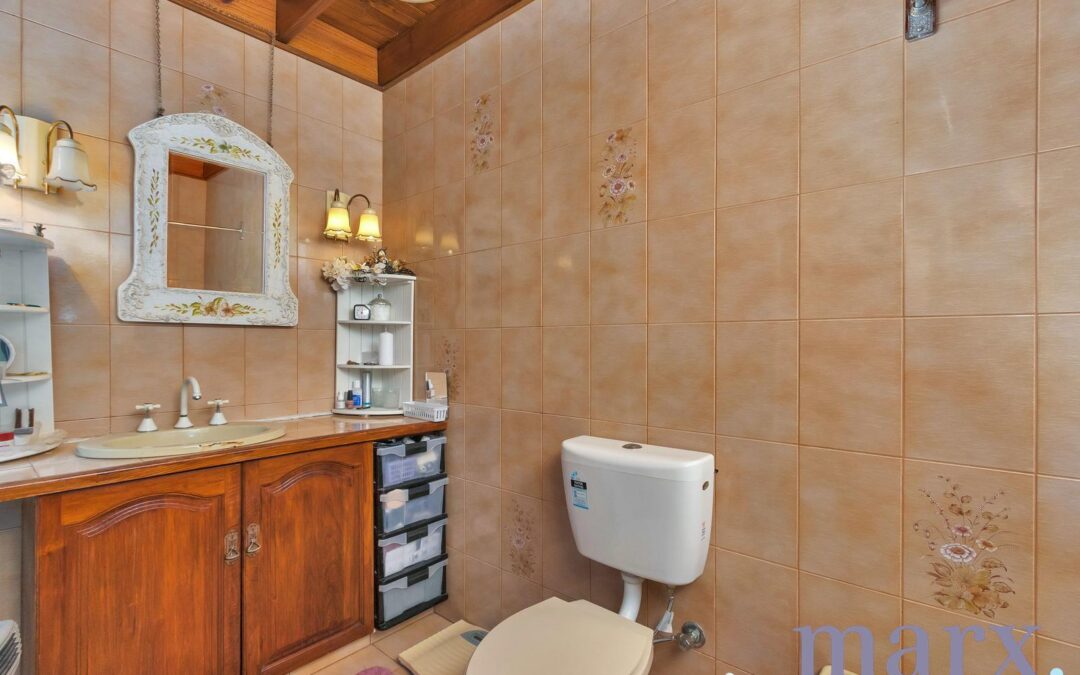 993a Light Pass Road, VINE VALE, SA 5352 AUS