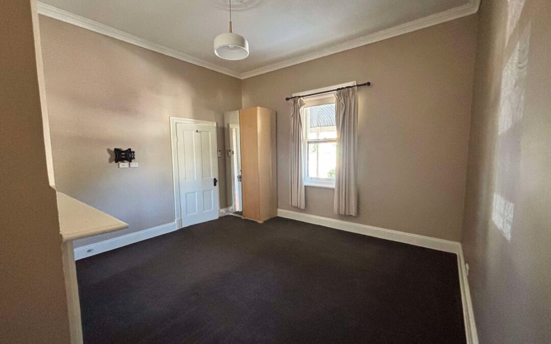 11 Second Street, NURIOOTPA, SA 5355 AUS