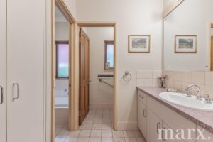 17 Hill Street West, ANGASTON, SA 5353 AUS
