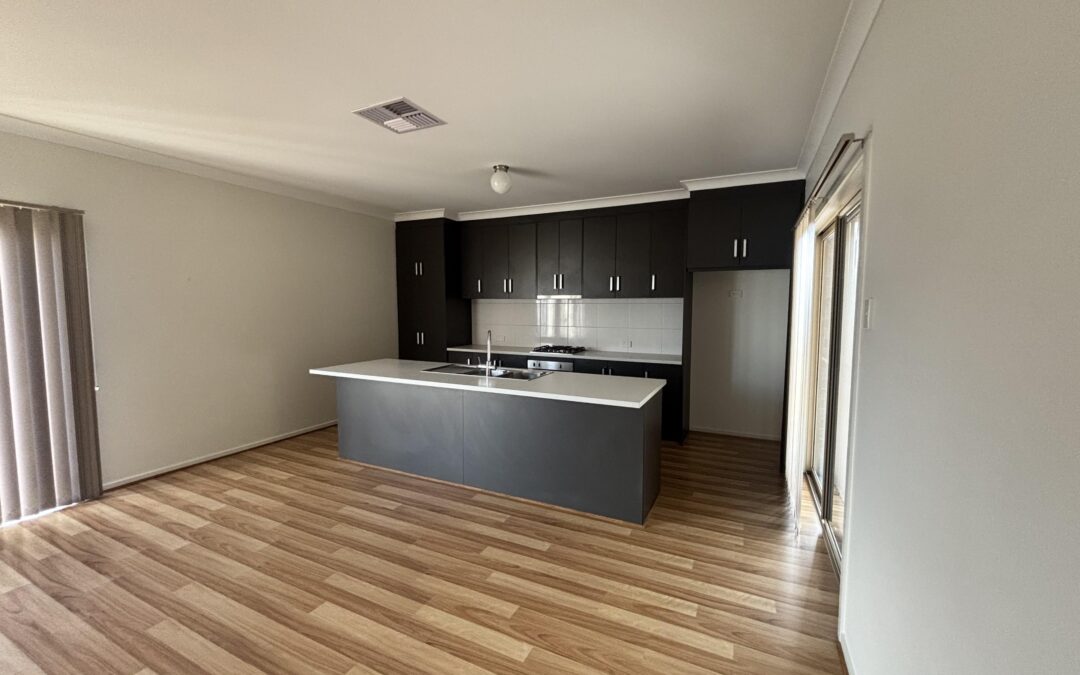 11 Paradale Drive, TANUNDA, SA 5352 AUS