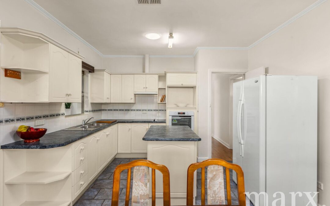 33 Greenock Road, NURIOOTPA, SA 5355 AUS
