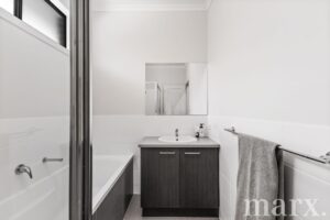 2 Twenty Fourth Street, GAWLER SOUTH, SA 5118 AUS