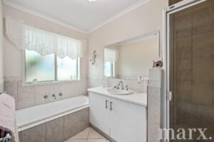 1 Evans Court, LYNDOCH, SA 5351 AUS