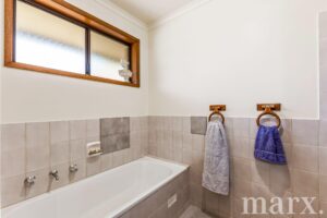 15 Anton Street, ANGASTON, SA 5353 AUS