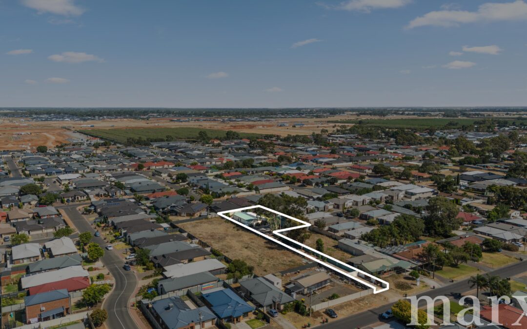 20 Lakeland Road, MUNNO PARA WEST, SA 5115 AUS