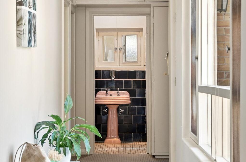 8 Gramp Avenue, ANGASTON, SA 5353 AUS