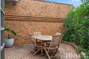 2/15 Edward Street, TANUNDA, SA 5352 AUS