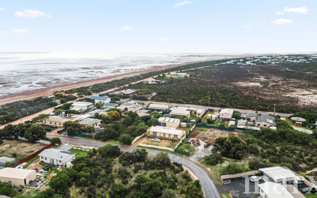 11 Sandpiper Drive, THOMPSON BEACH, SA 5501 AUS
