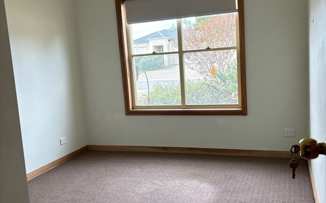 27 Pinot Crescent, NURIOOTPA, SA 5355 AUS