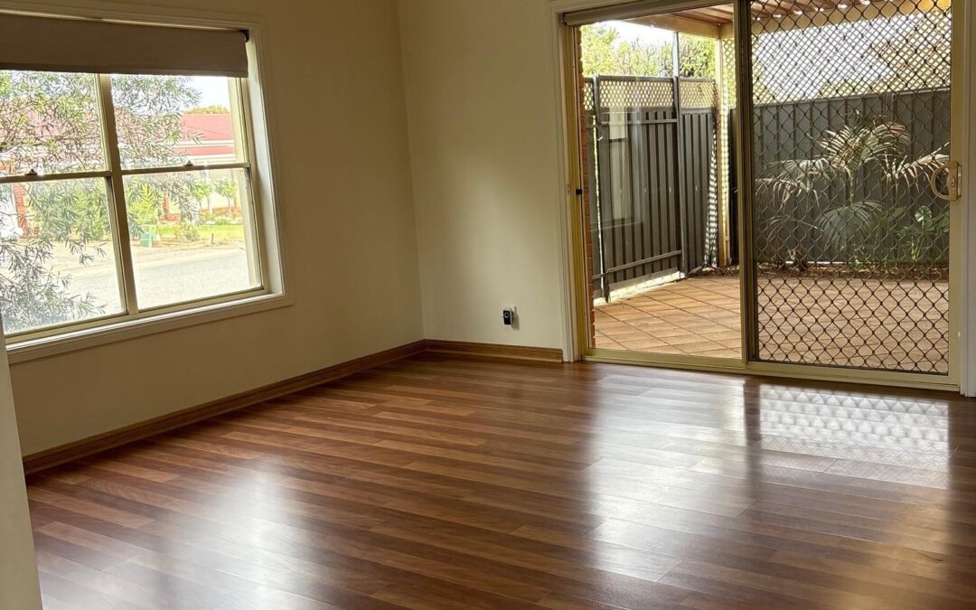 27 Pinot Crescent, NURIOOTPA, SA 5355 AUS