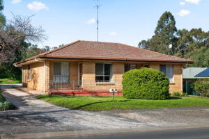 32A and 32B Moculta Road, ANGASTON, SA 5353