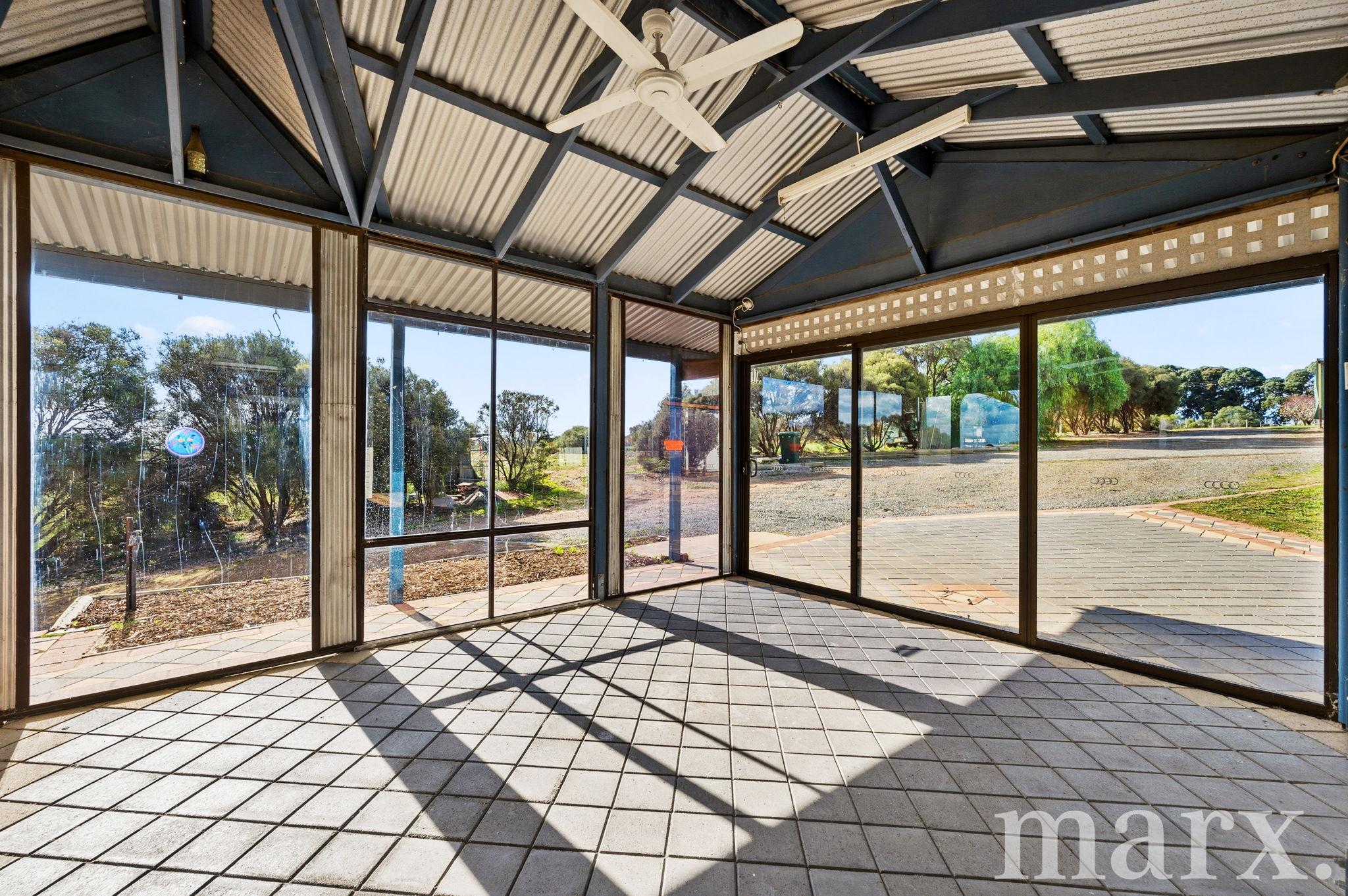8989 Sturt Highway, PAISLEY, SA 5357