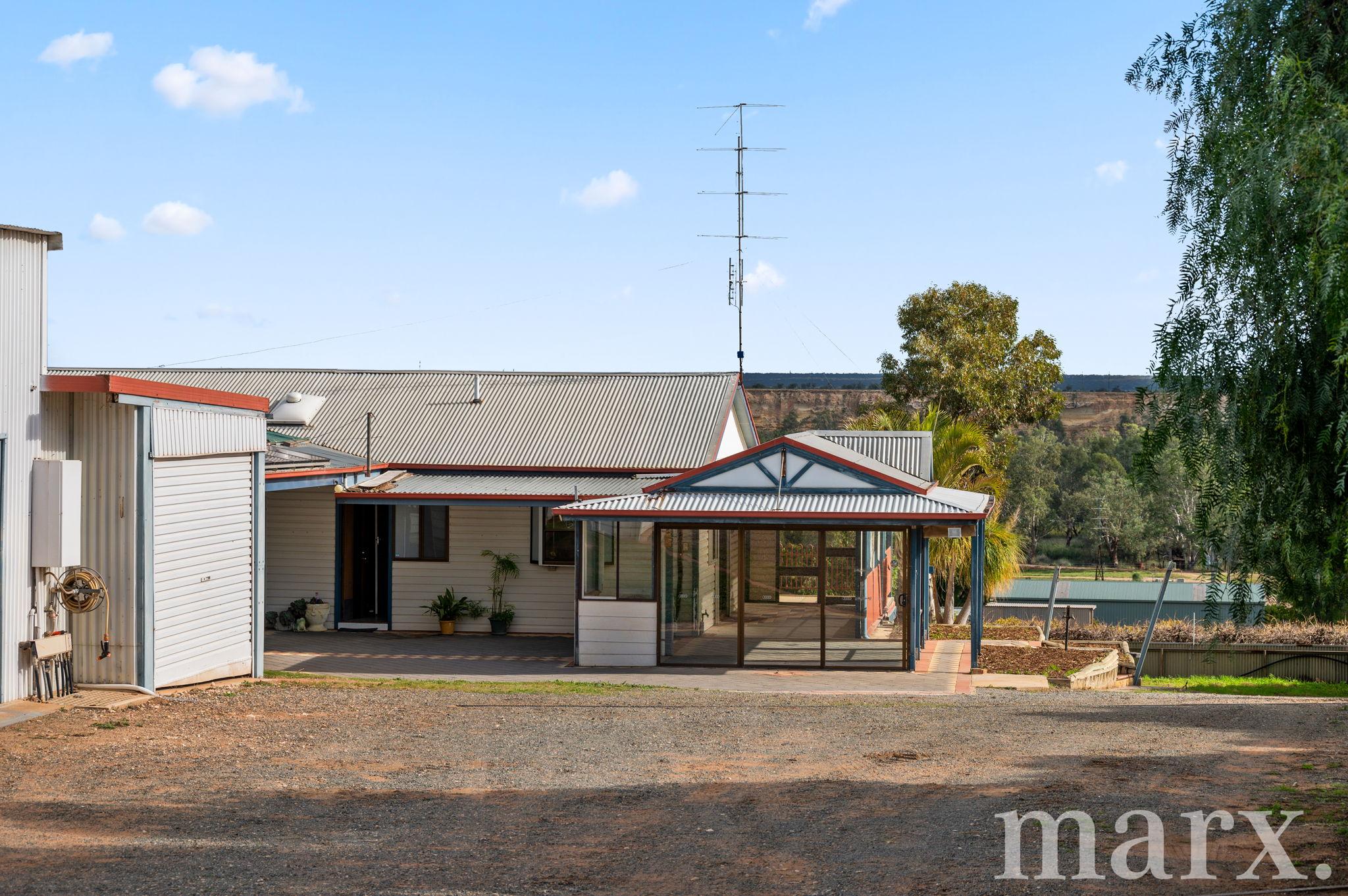 8989 Sturt Highway, PAISLEY, SA 5357
