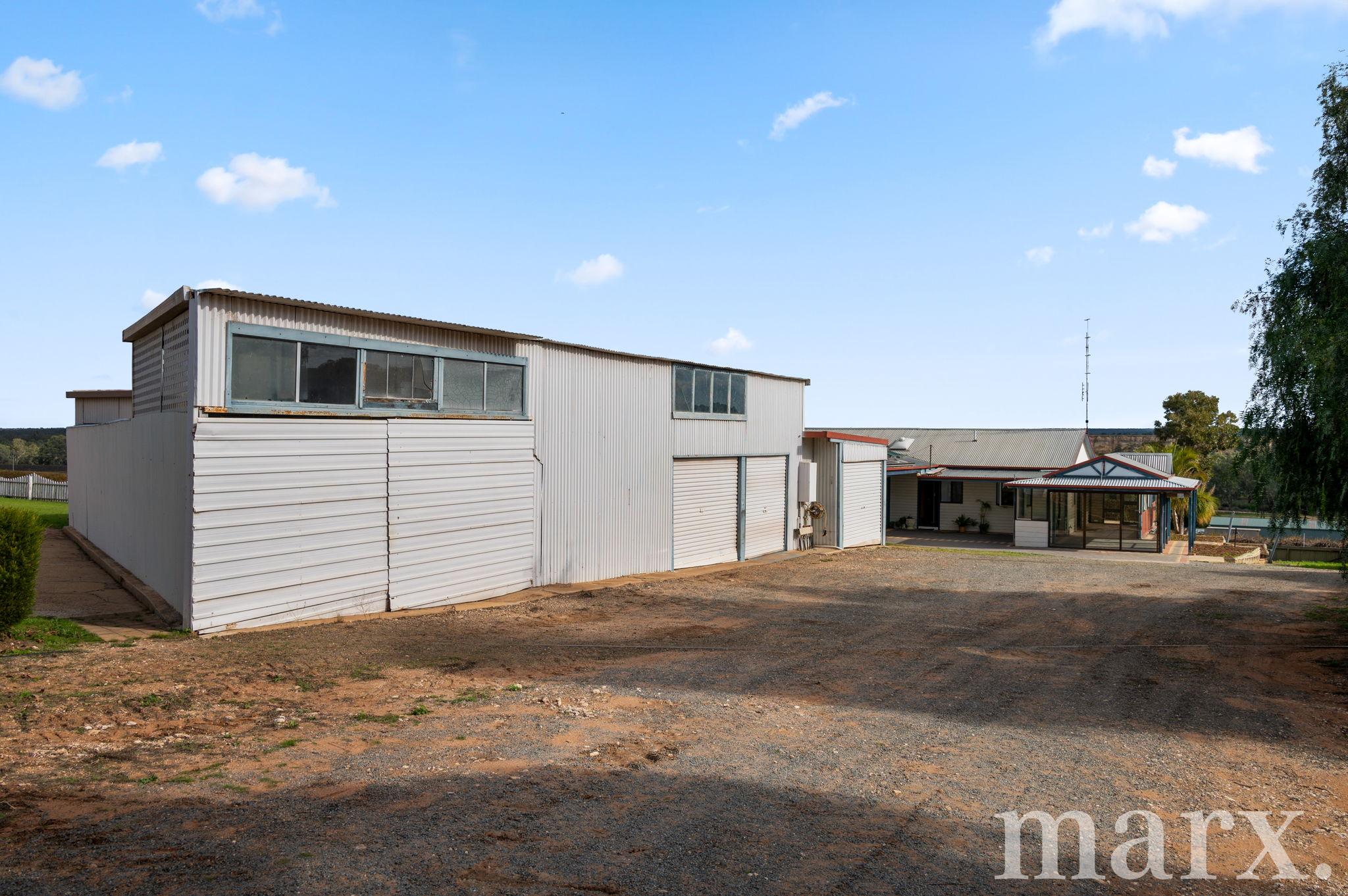 8989 Sturt Highway, PAISLEY, SA 5357