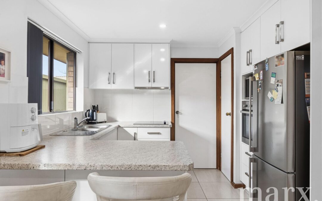 11 Cross Street, ANGASTON, SA 5353 AUS