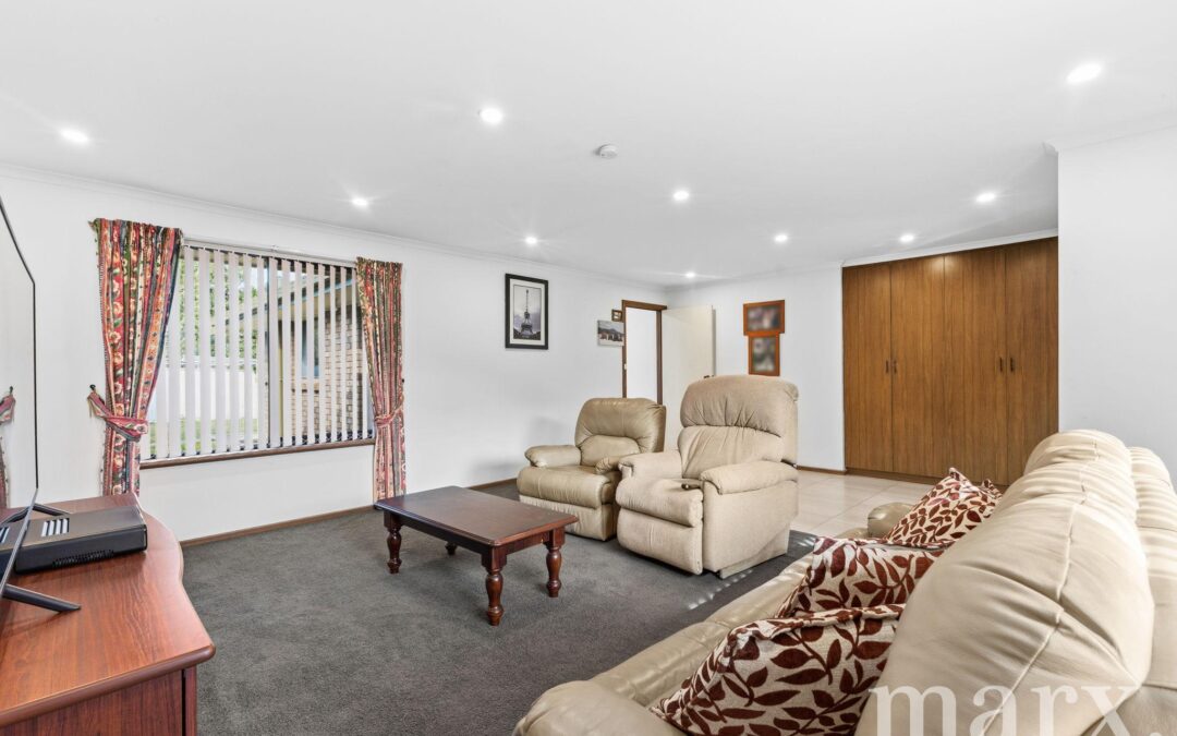 11 Cross Street, ANGASTON, SA 5353 AUS