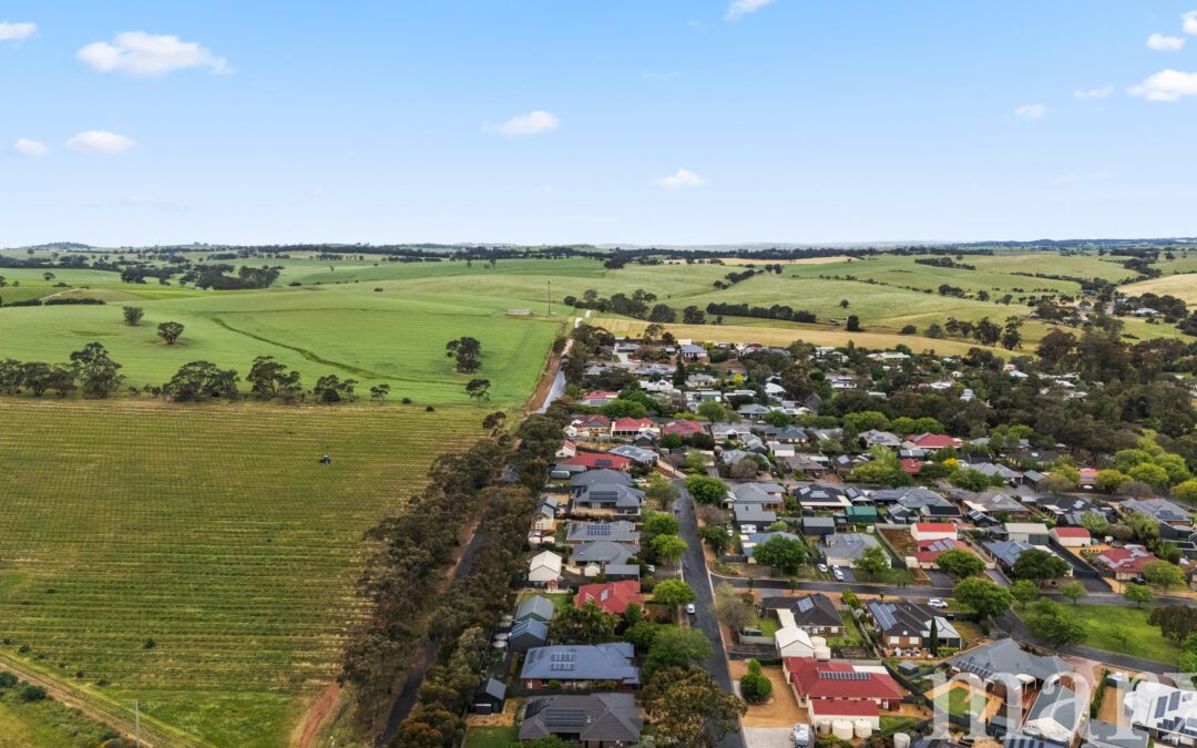 30 Laucke Drive, STOCKWELL, SA 5355 AUS