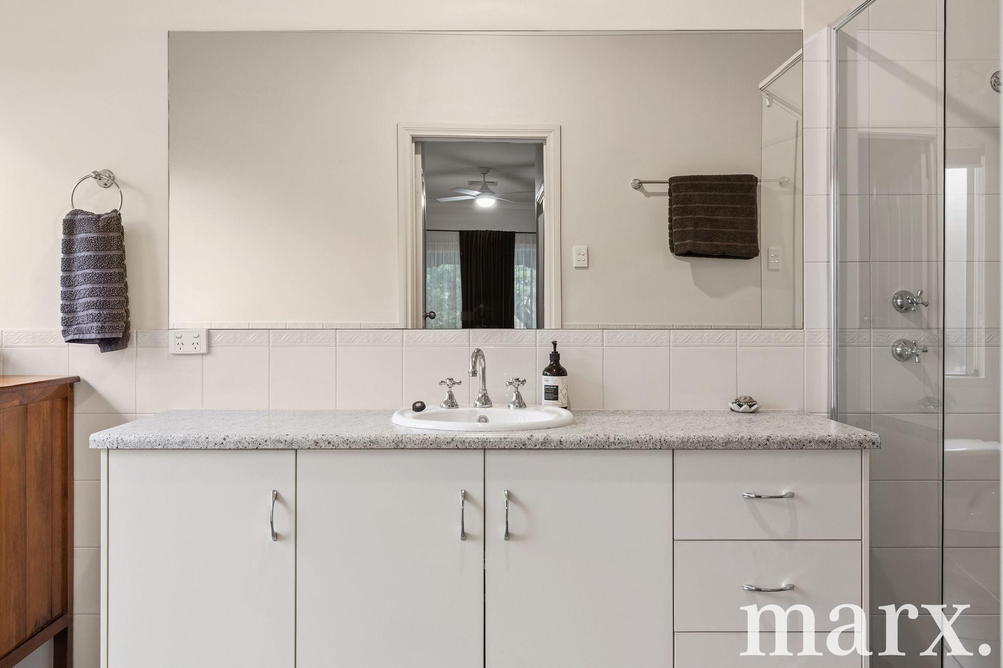 30 Laucke Drive, STOCKWELL, SA 5355