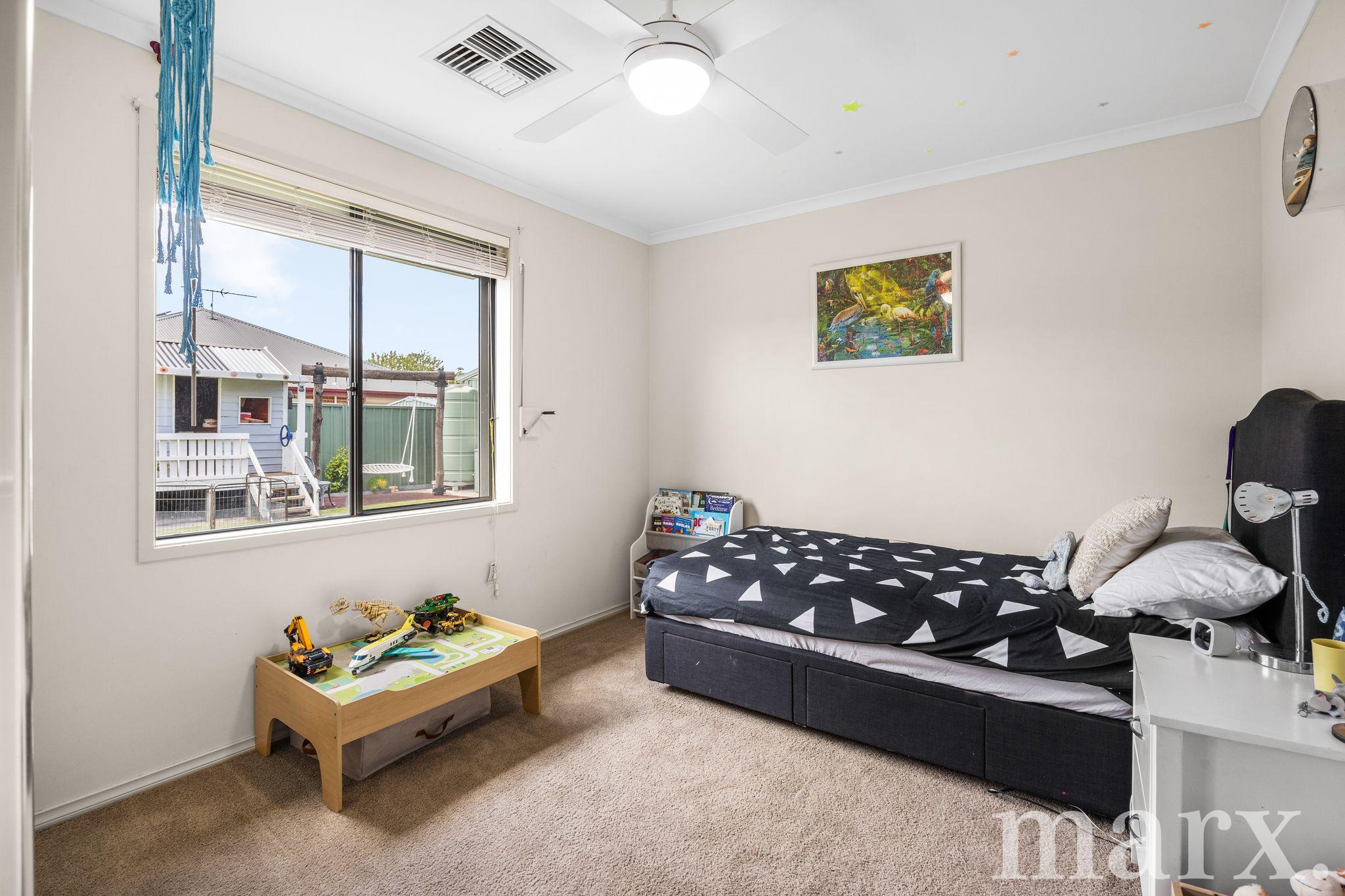 18 Hearl Street, NURIOOTPA, SA 5355