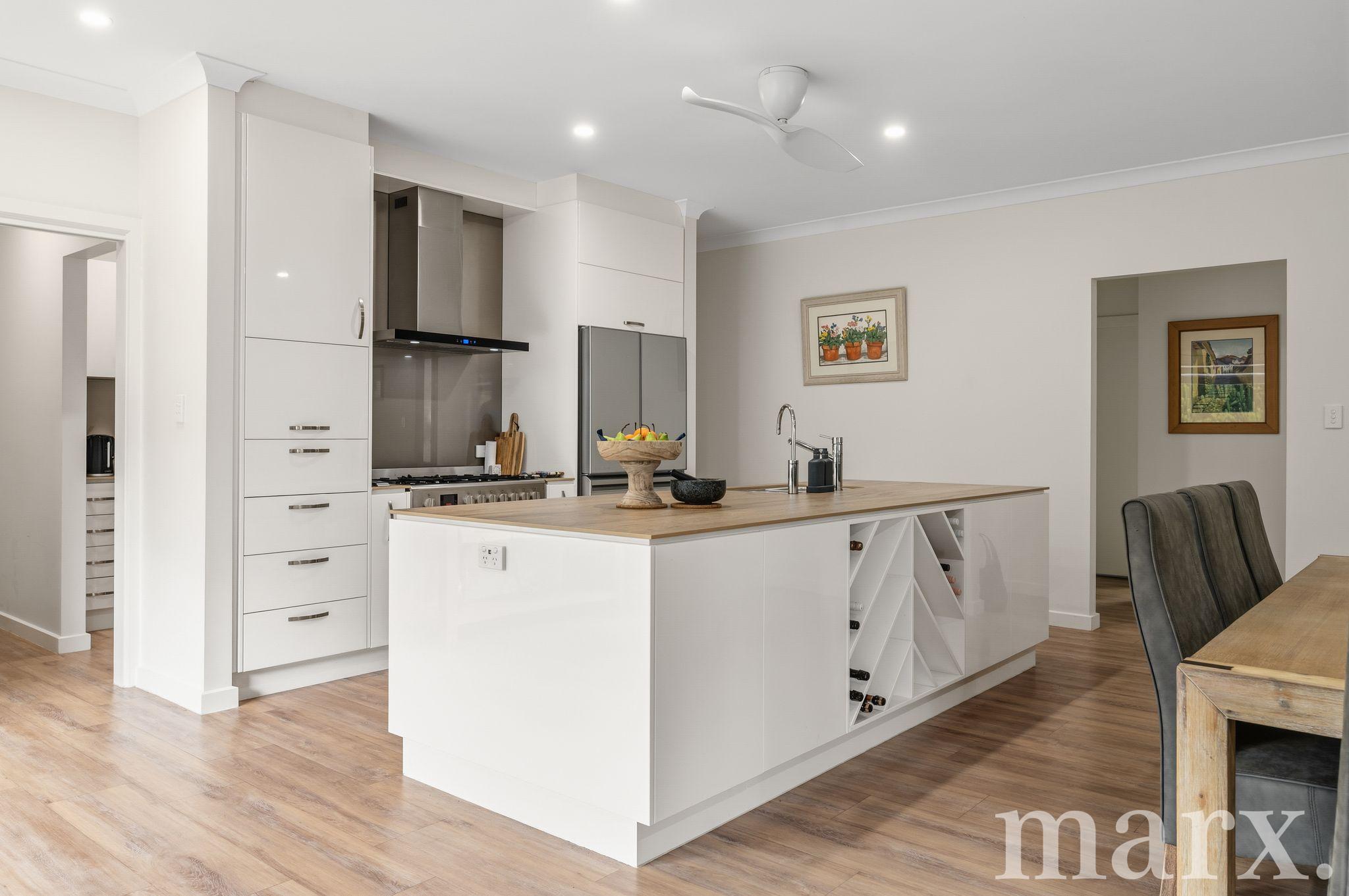 24 Buna Terrace, NURIOOTPA, SA 5355